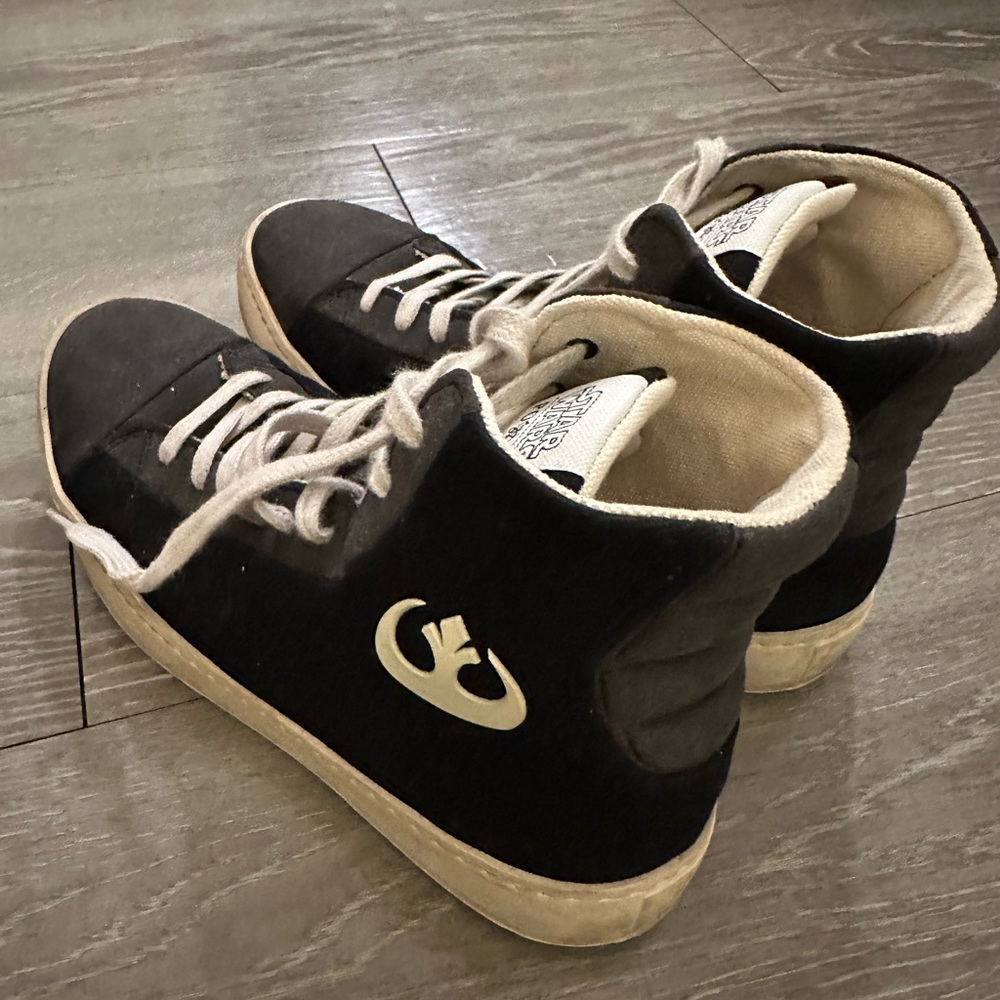PoZu chucks sneakers tennis shoes high tops